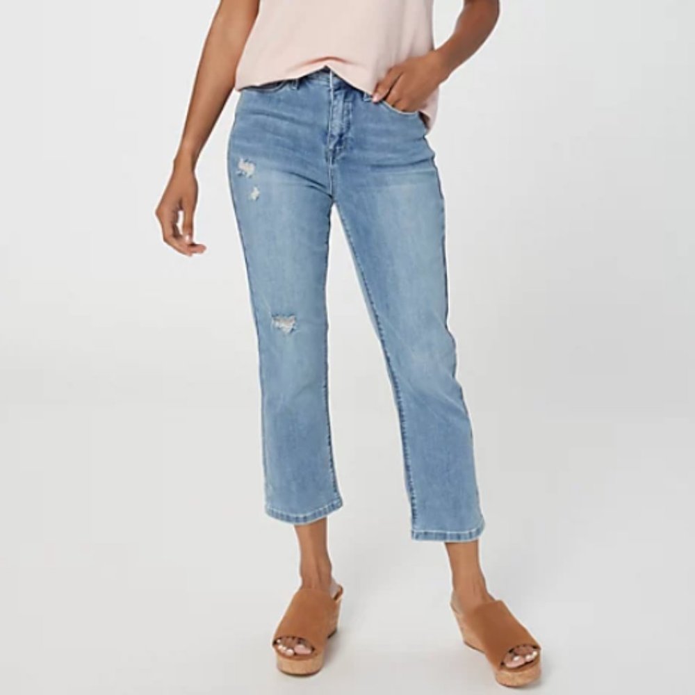 Laurie Felt Petite Daisy Denim Straight-Leg | Light